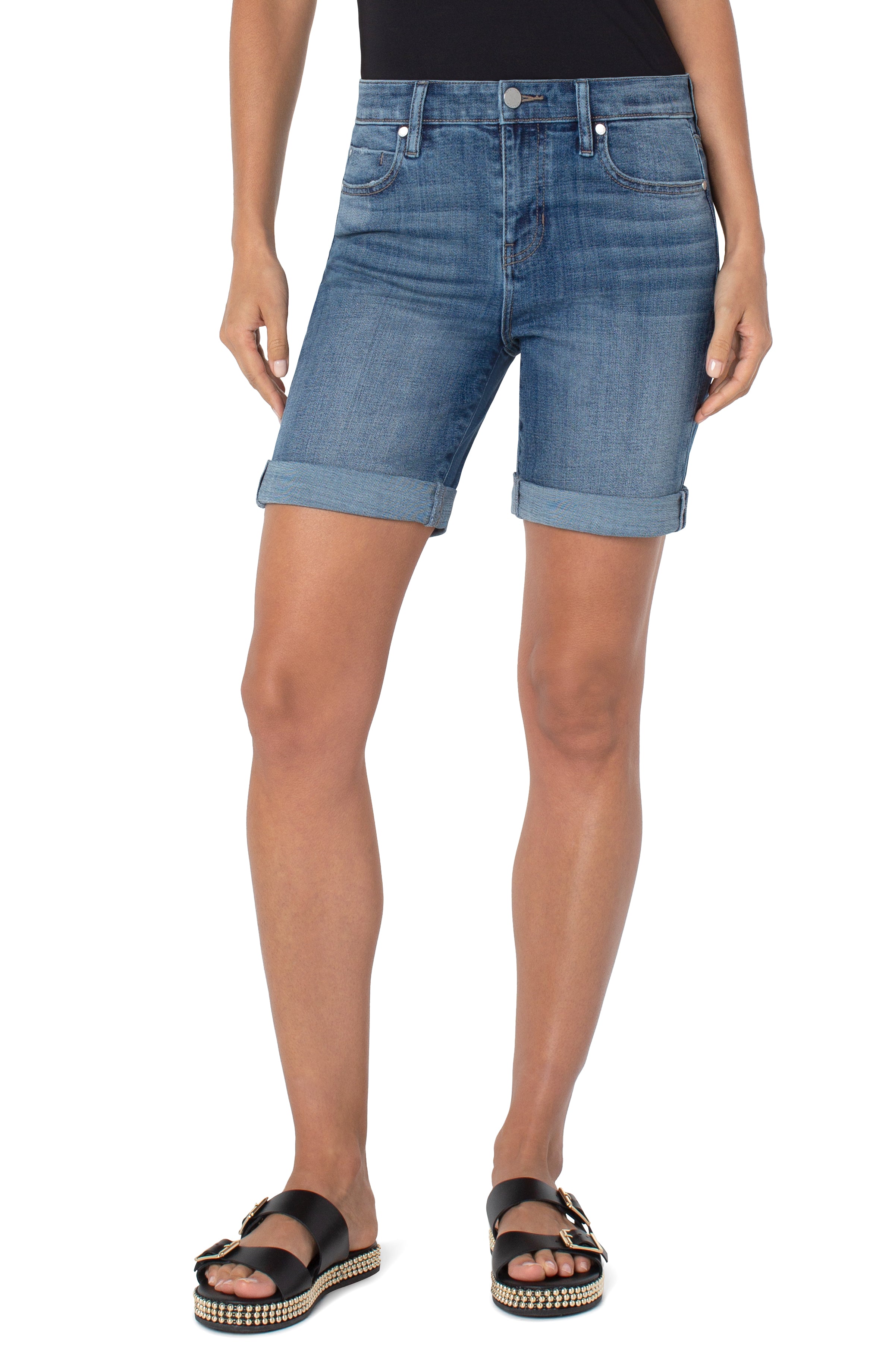 MARLEY GIRLFRIEND SHORT WITH ROLL CUFF